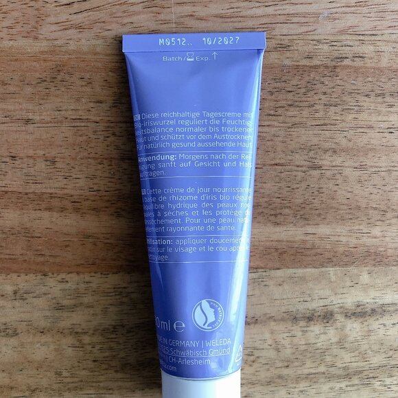 Weleda Iris Hydrating Day Cream 30ml moisturizer - Picture 3 of 9